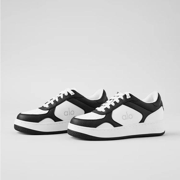 ALO Recovery Mode Sneaker Black/White Size 6.5M/8W - Picture 1 of 4